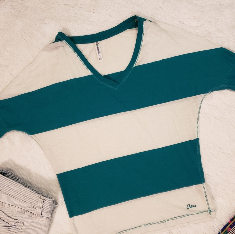 🌷 Aeropostale batwing shirt